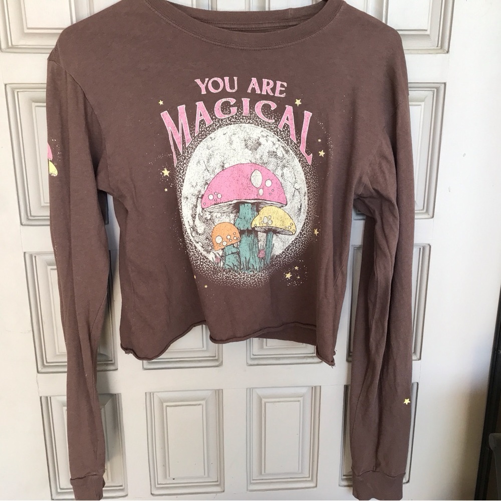 Cold Crush Cropped Tee Long Sleeves Brown Juniors SzXS You Are Magical  Very Cut